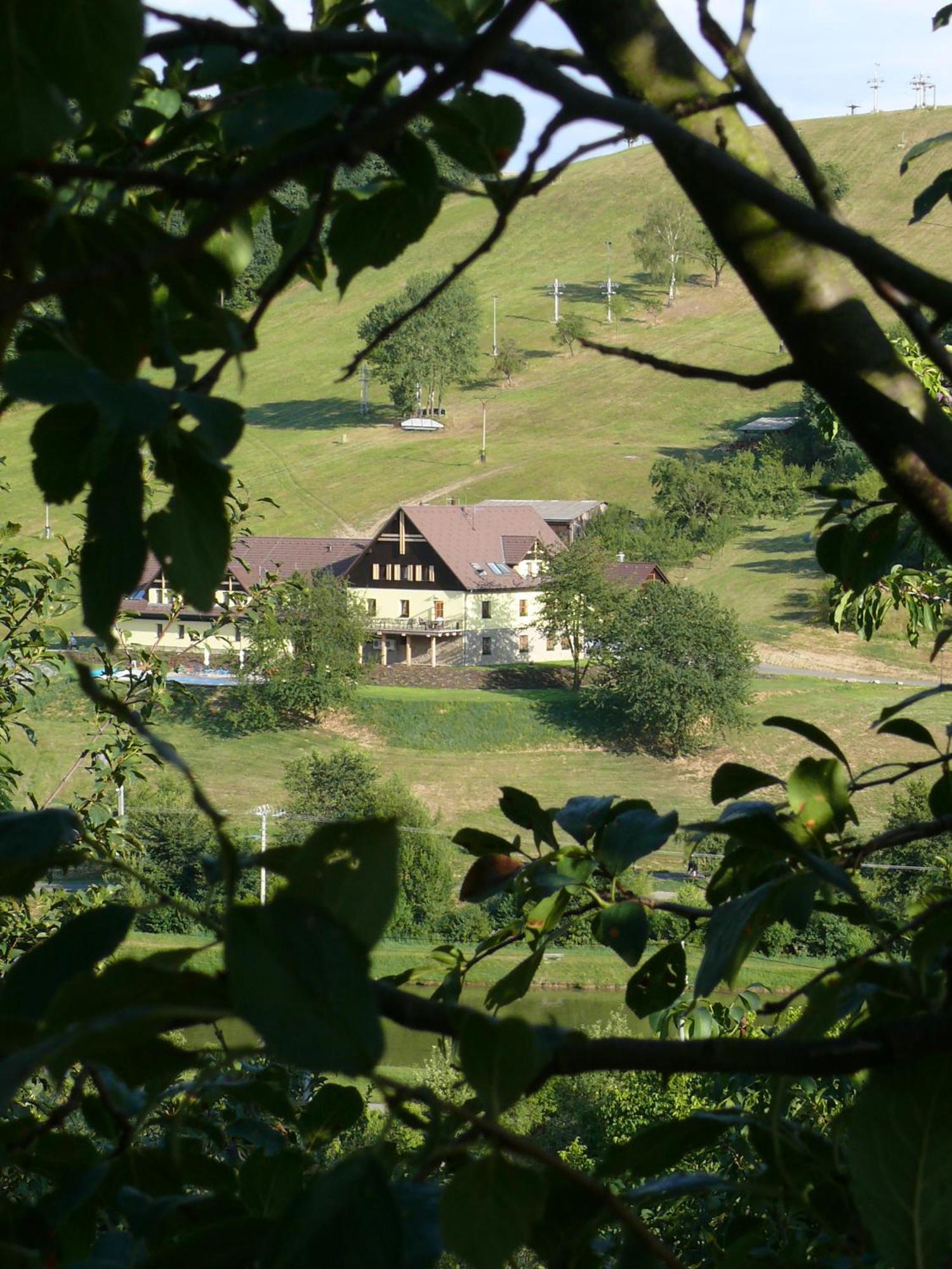 Penzion Malovany Osvetimany Extérieur photo