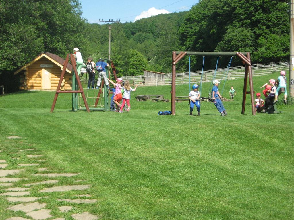 Penzion Malovany Osvetimany Extérieur photo