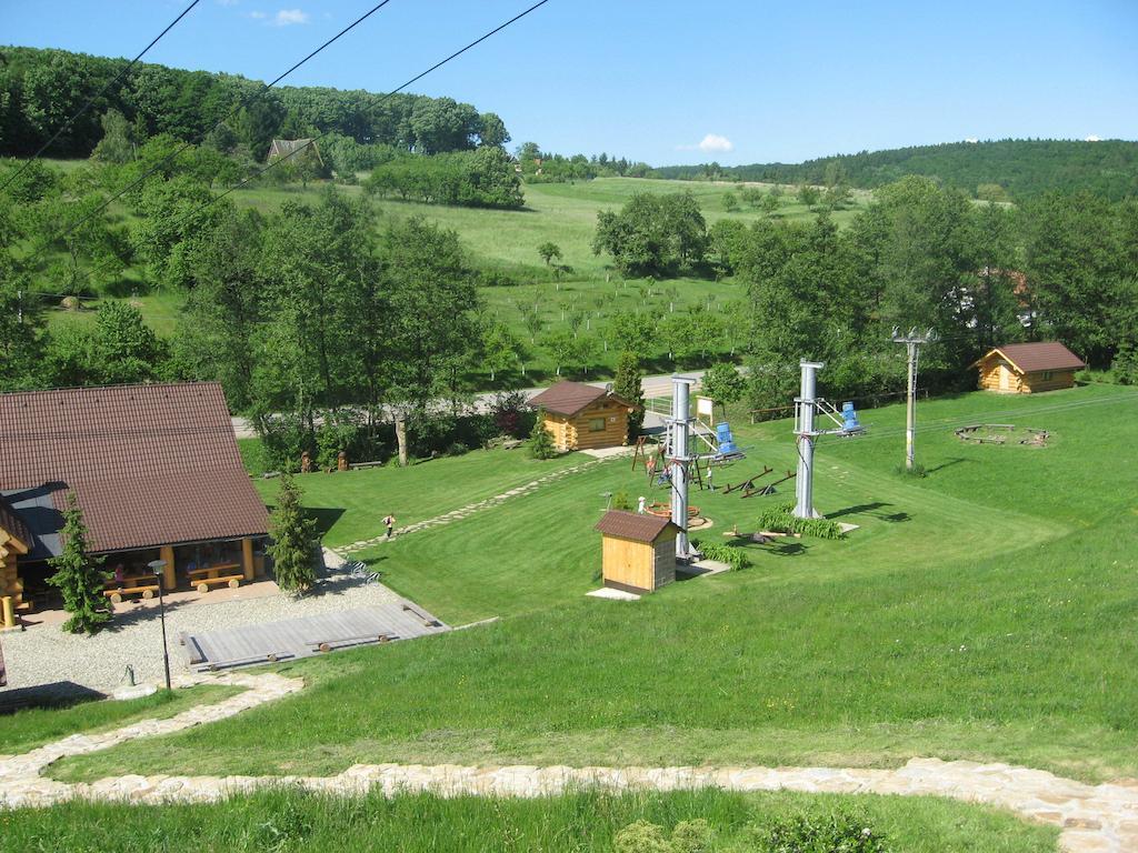 Penzion Malovany Osvetimany Extérieur photo